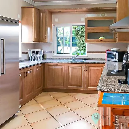 Feriehus Vila Montechoro T5 Com Piscina Privada Hsrentals *